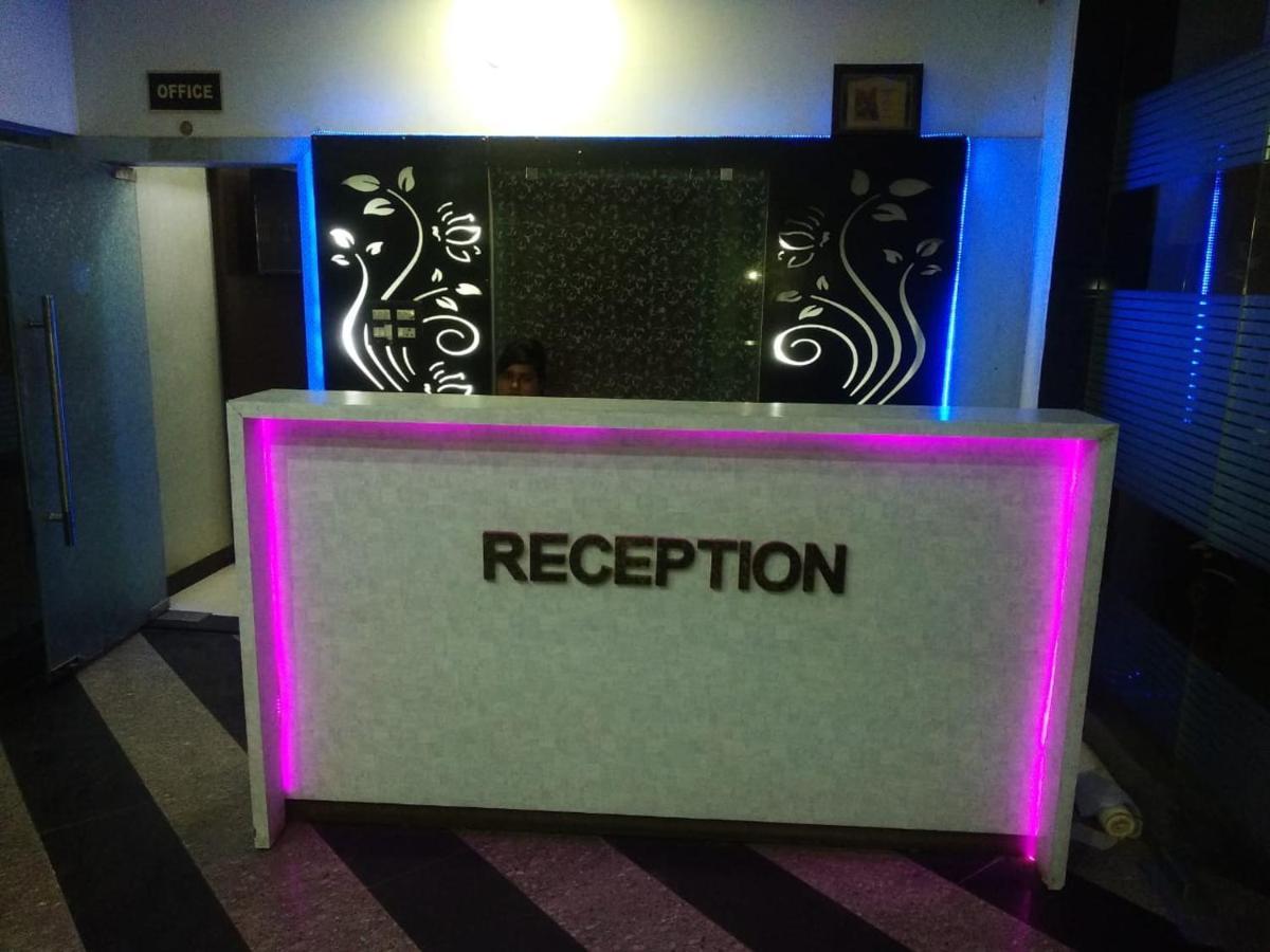 Negi'S Grand By Wb Hotels カーンプル エクステリア 写真